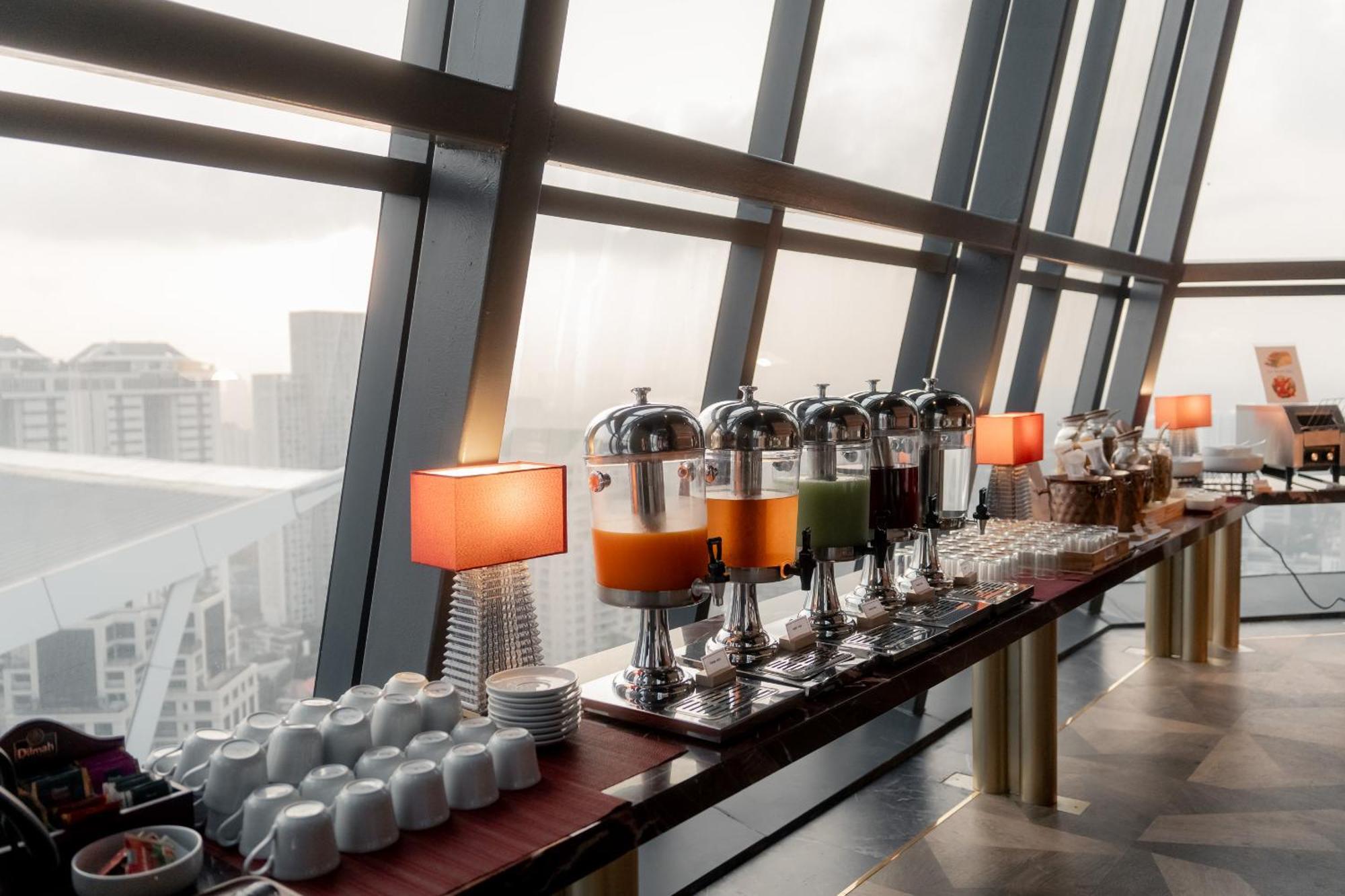 Ascott Embassy Sathorn Bangkok Hotel Exterior photo The bar at the 83rd floor